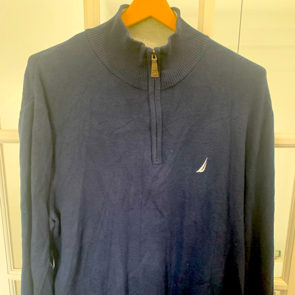 4/$20 Nautica men’s sweater A8